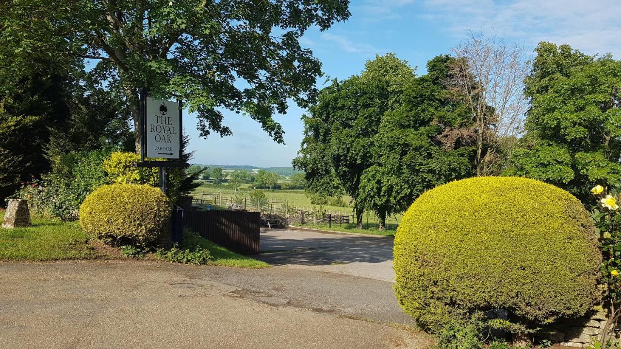 Bed and Breakfast The Royal Oak Duddington Stamford Exterior foto